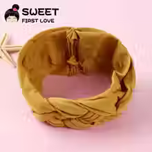 Thumbnail: Baby Chinese Knot Hair Band
