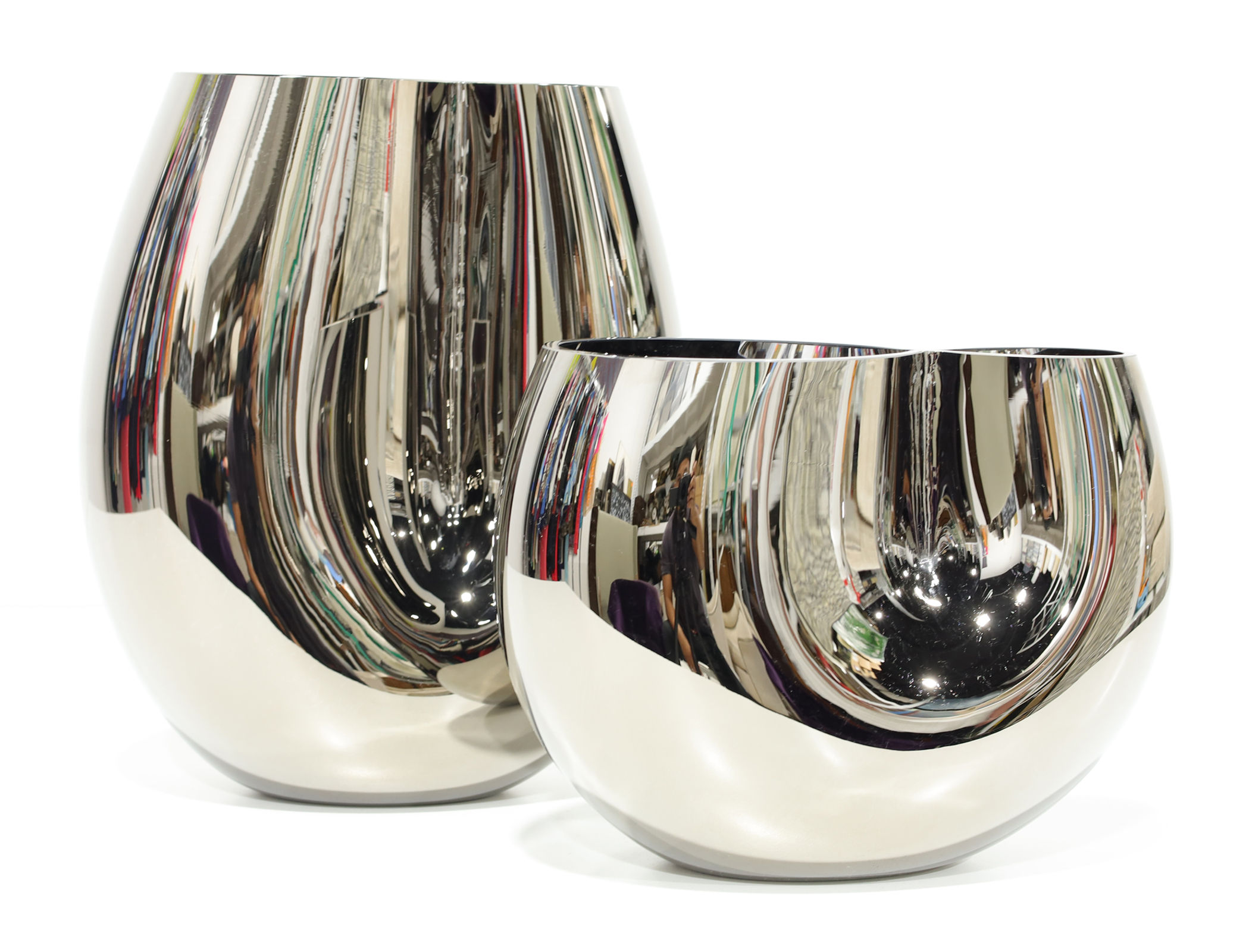 SkLO Seam vessels circa20c modern