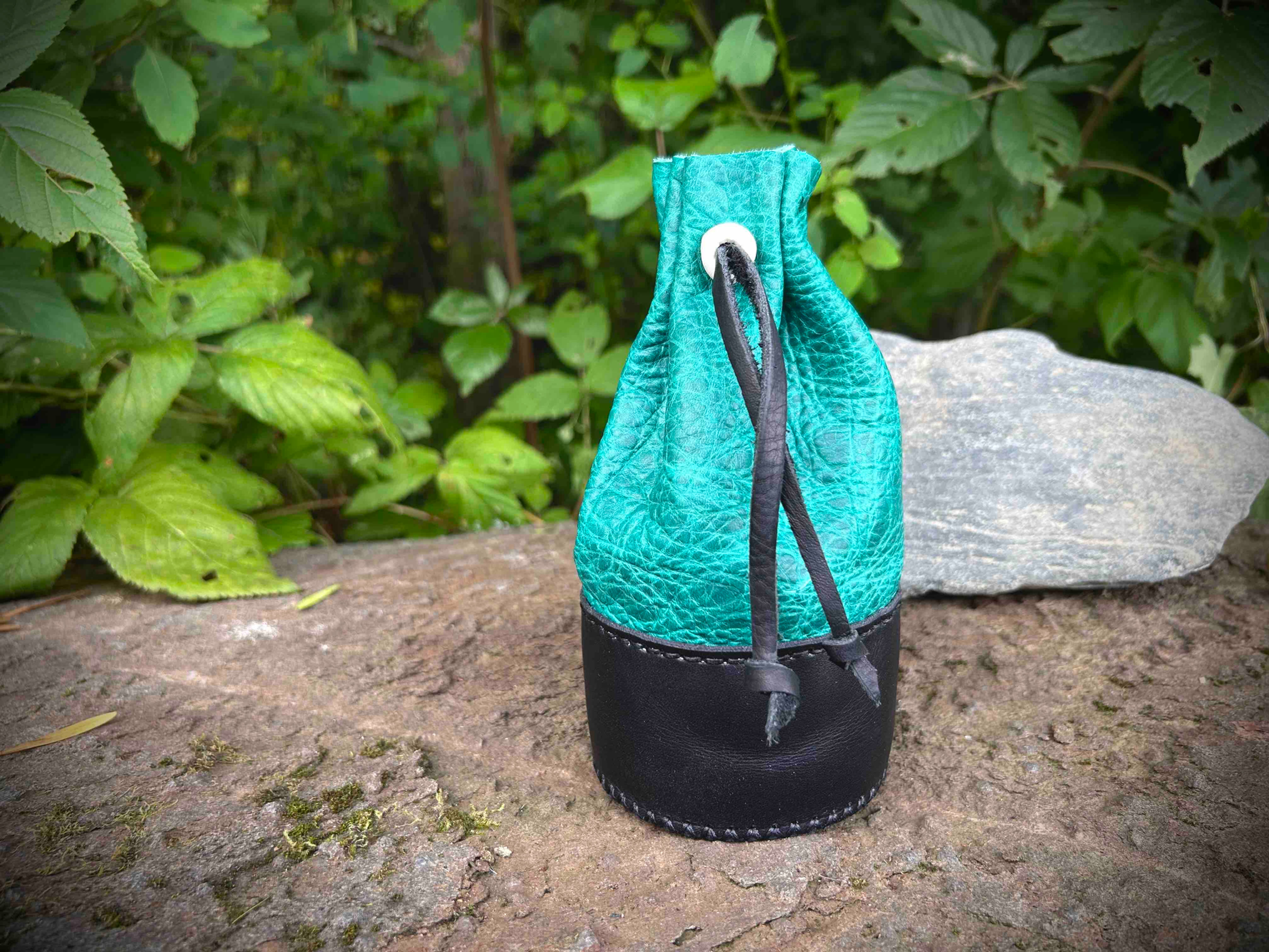 Rune Pouch - Aqua & Black