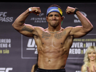 Gilbert Burns Confident Ahead of UFC Fight Night: Aiming for a KO Against Sean Brady