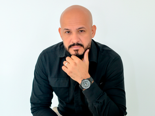 Bruno Li, autor da Pluma Editora