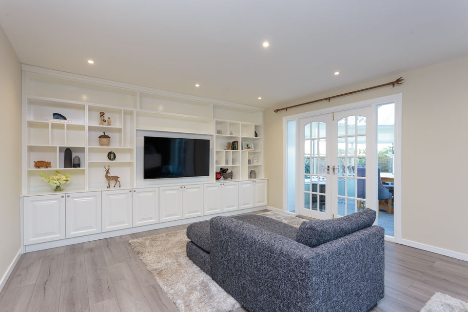 White living room unit by EDIWOOD Cabinet makers Ltd