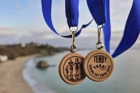 tenby boxing day swim