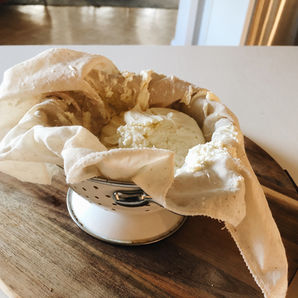 Helppo, kotona tehty ricotta