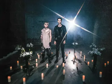 TX2 Ve Black Veil Brides, Yeni Teklileri "The End Of Us"ı Yayınladı, TX2 Aynı Adı Taşıyan İlk Albümünü Duyurdu