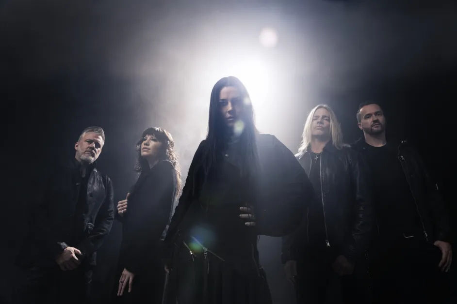 Evanescence Yeni Albümü “Sanctuary”yi Yayınladı
