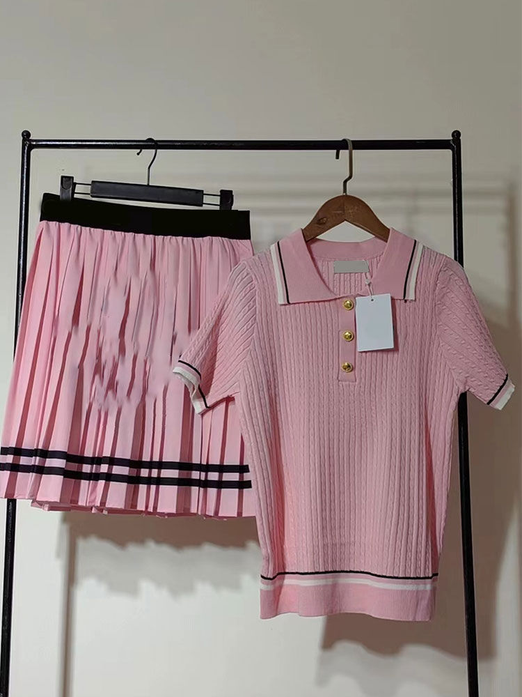 Thumbnail: The Aida Set