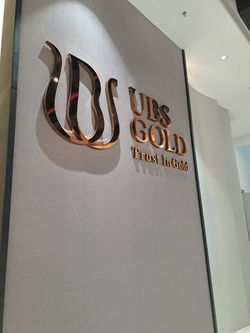Glossy Nameplate