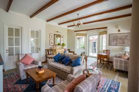 Eagles Nest Cottage Living Room1.jpeg