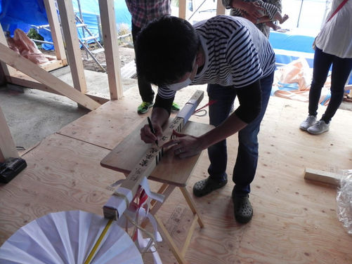 SH様邸 祝!! 上棟&手形ぺったん!!