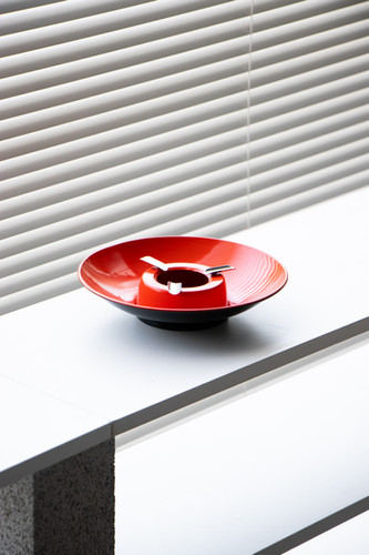 灰皿す Amazon.co.jp: Perfect Stix 4インチ レッド灰皿 - 3個パック