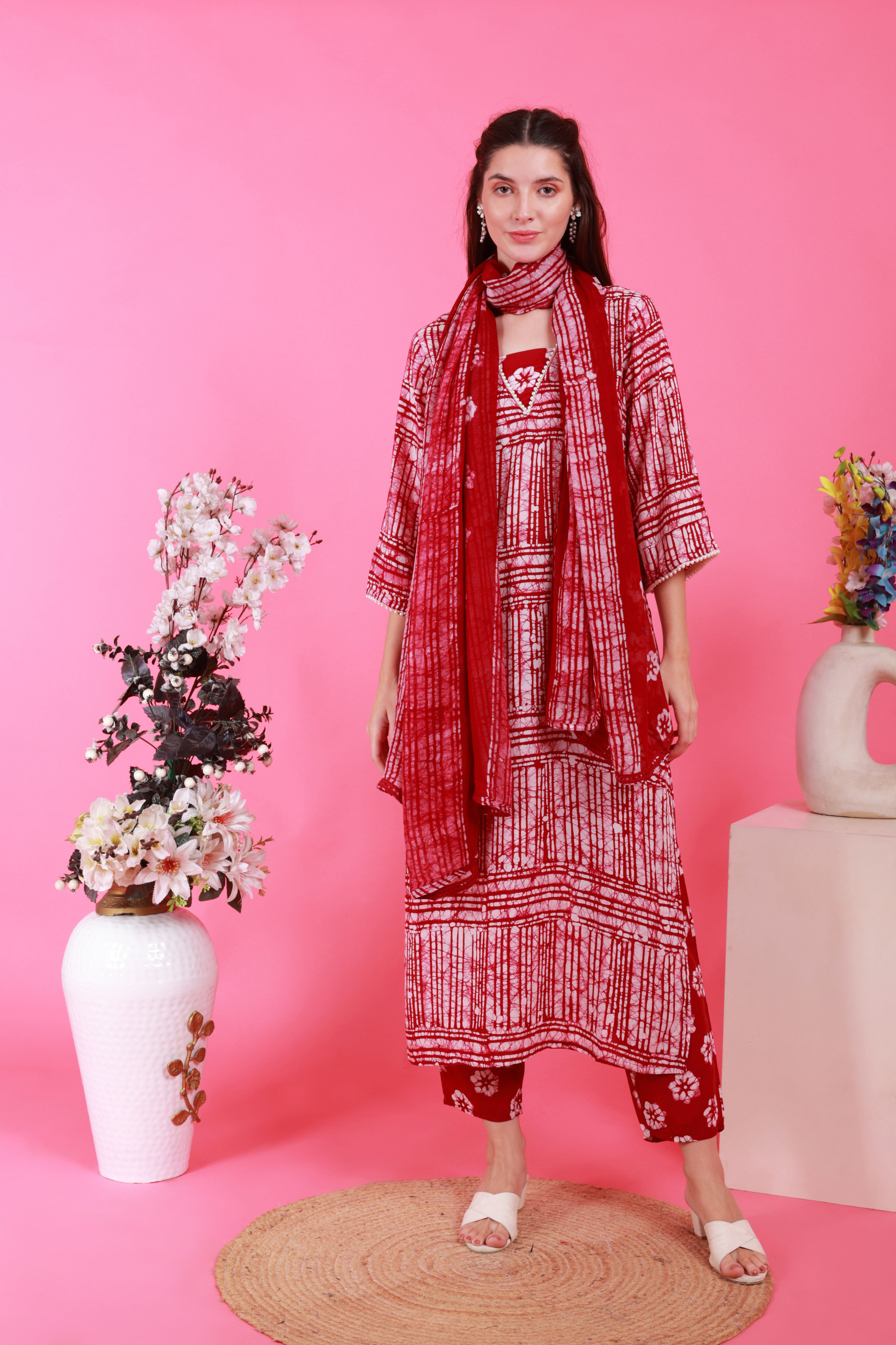 Zindagi Gulzar Hai Batik Suit Set