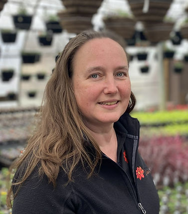 Georgina Headshot.jpg