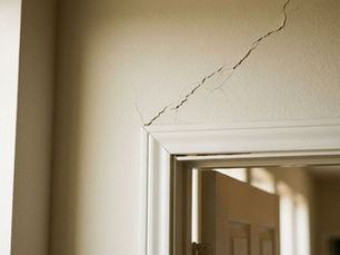 signs of foundation problems texas