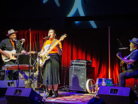 Review: Yukon's Diyet and the Love Soldiers play inspired Rawlinson show (Sept. 30th, 2022)