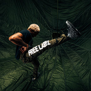 friendship-clb-chicago-lookbook-photography-product-launch-no-bad-frames-greg-chmeol-1x1.j