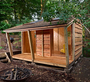 Henri's cabin overview front right