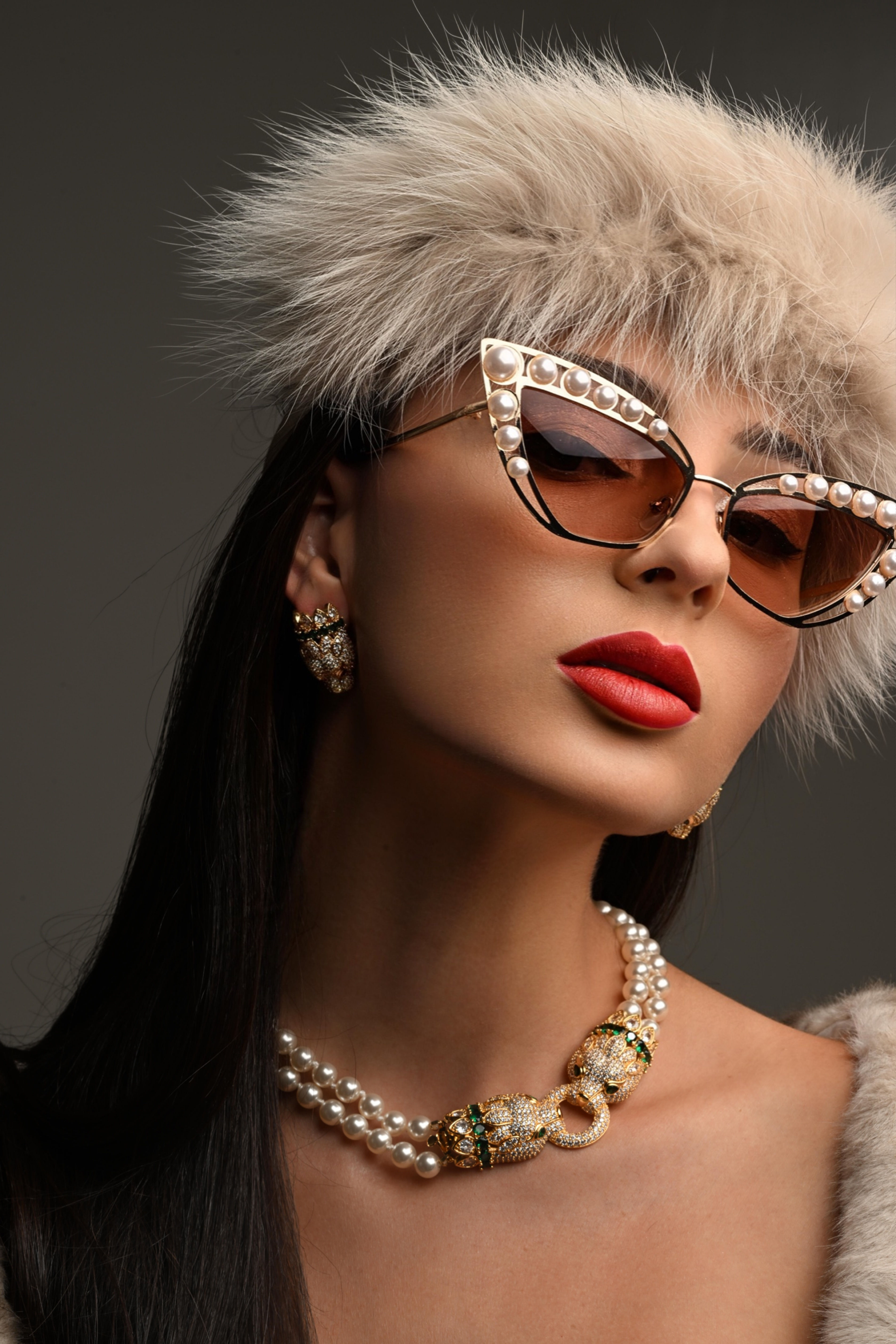 Double-Layer Pearl Necklace with Zircon Leopard Heads & Matching Earrings