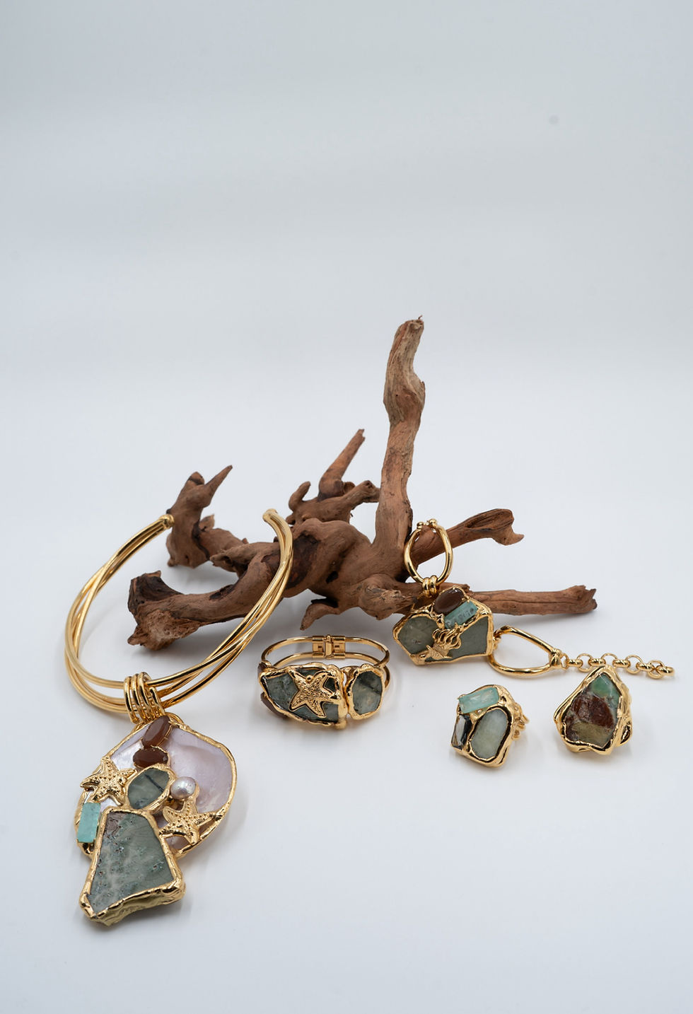 Миниатюра: Khaki couture Ring 24 karats gold plated with zircons and semiprecious stones