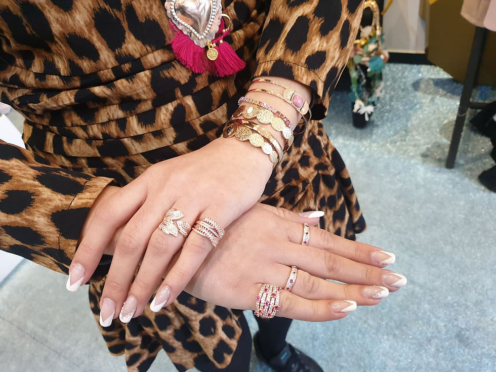 Miniatura: Multibands zircon rings