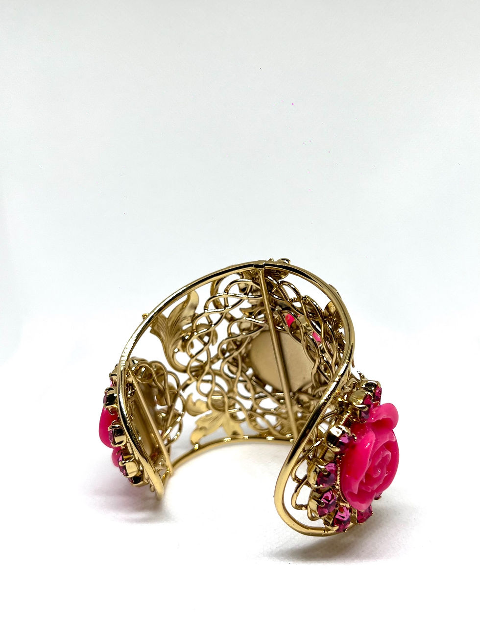 Miniatura: Filigree & Roses cryatallised with Swarovski elements statement bangle bracelet