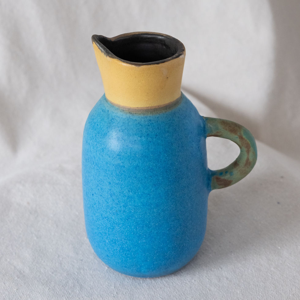 Thumbnail: Pitcher 008