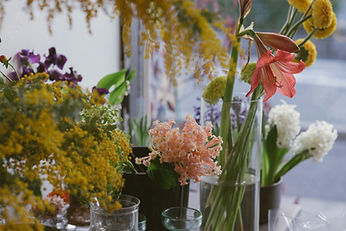 FLORISTロゴ8.png