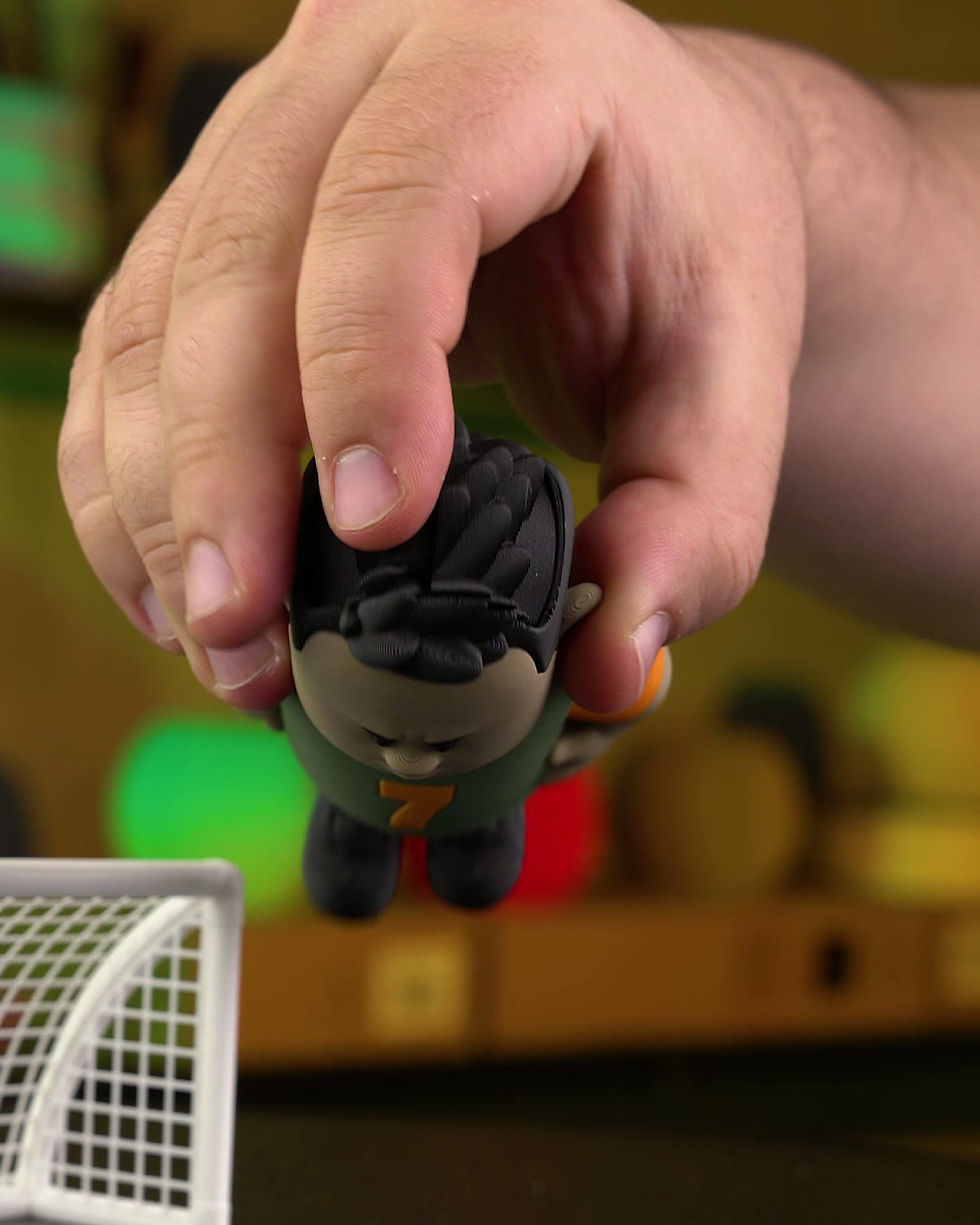 Thumbnail: Right winger