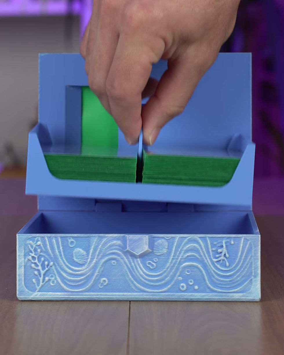 Thumbnail: Abyssal Tide - Deck Box