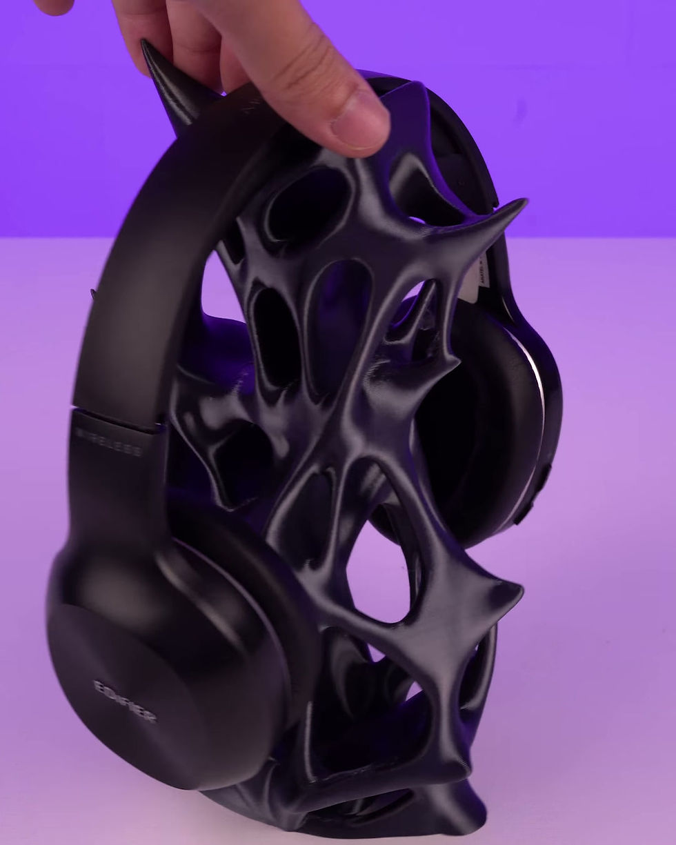Thumbnail: Living Grasp Headphone Holder