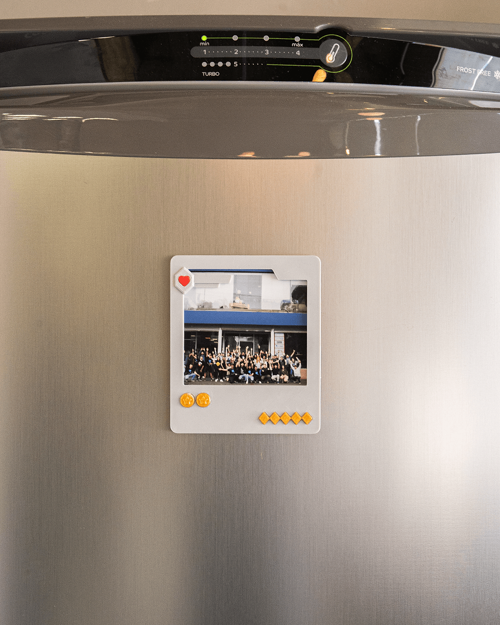 Thumbnail: Game Card - Magnetic Photo Frame