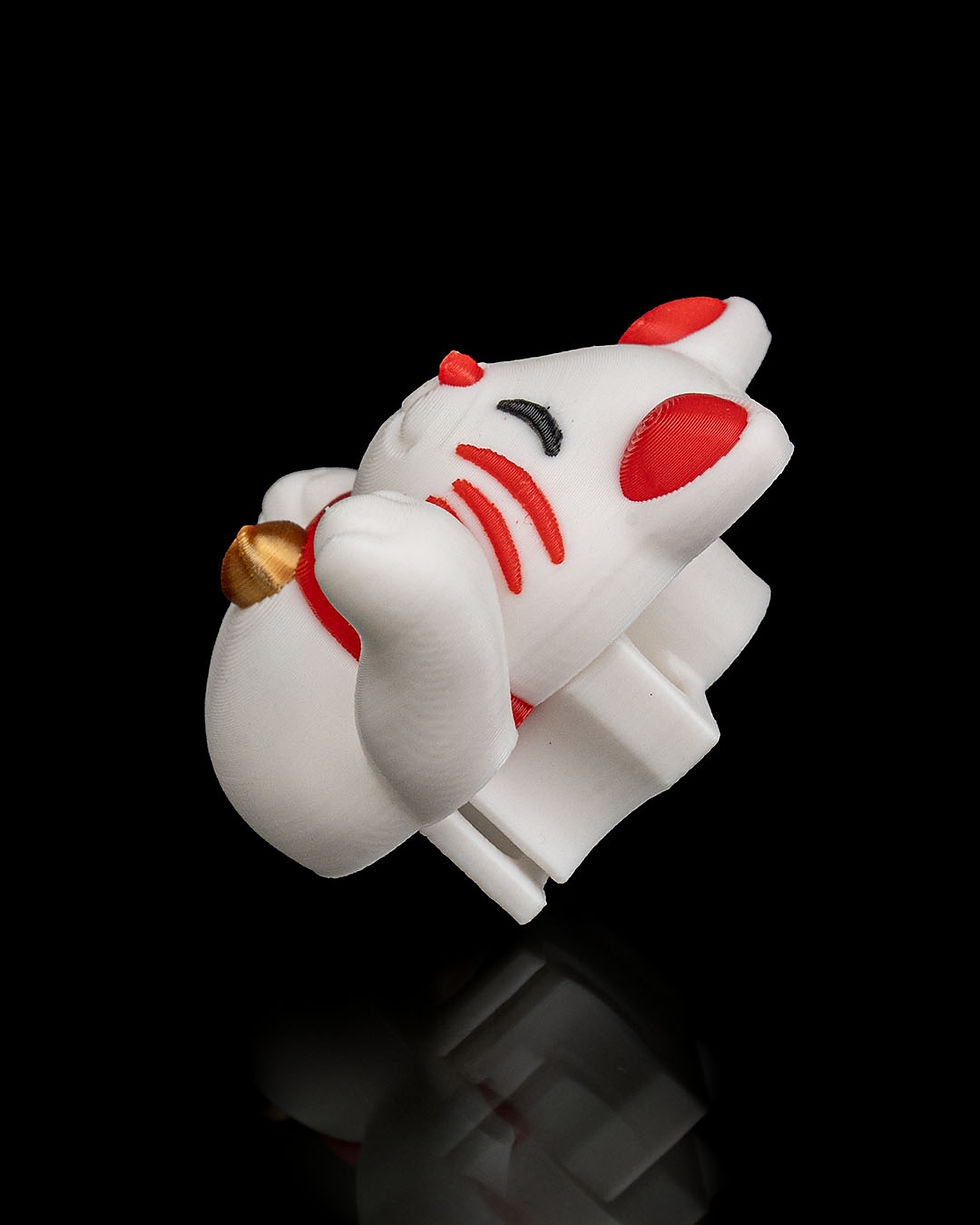 Thumbnail: Lucky Cat Chopstick Helper