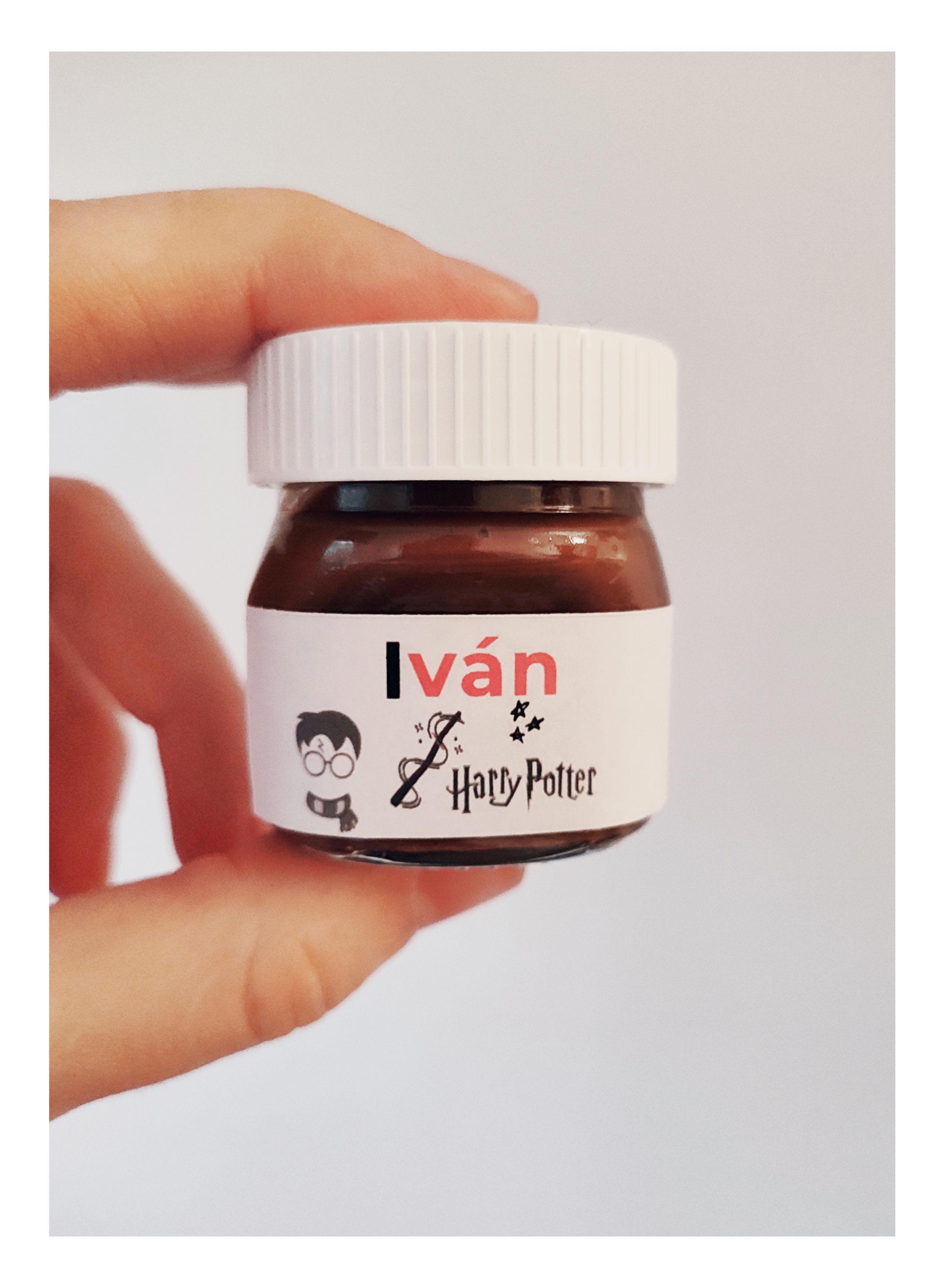 Mini Nutella (Nombre) + cuchara de madera