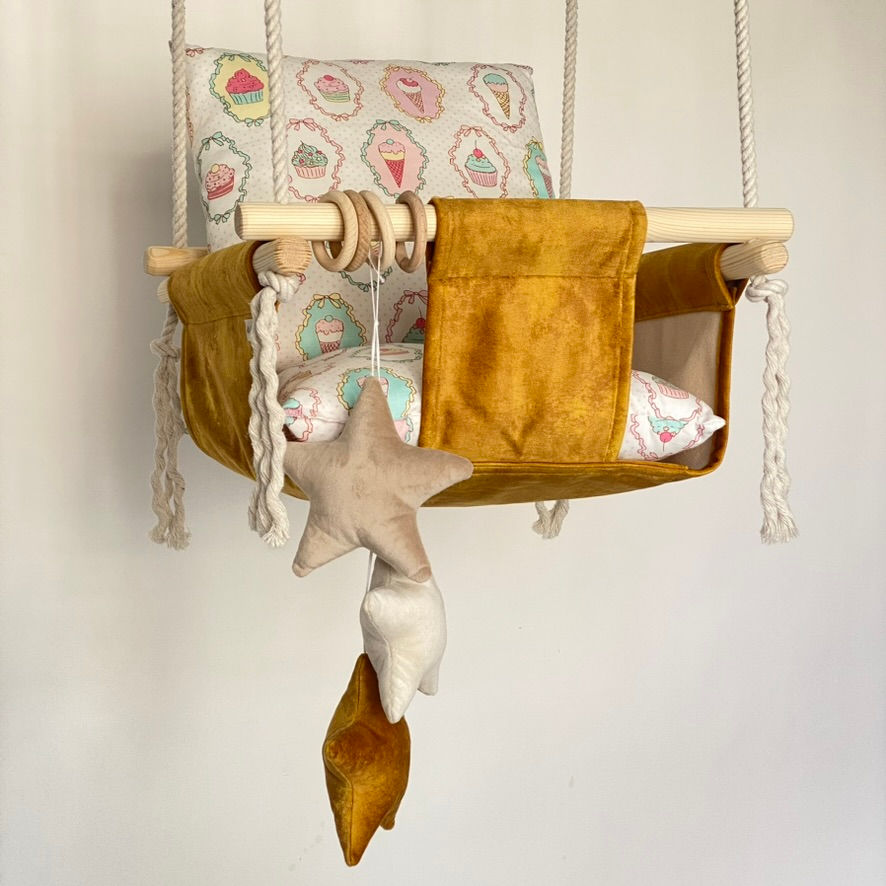 Thumbnail: Altalena per bambini sospesa per la casa colore dorato (collezione Stella)