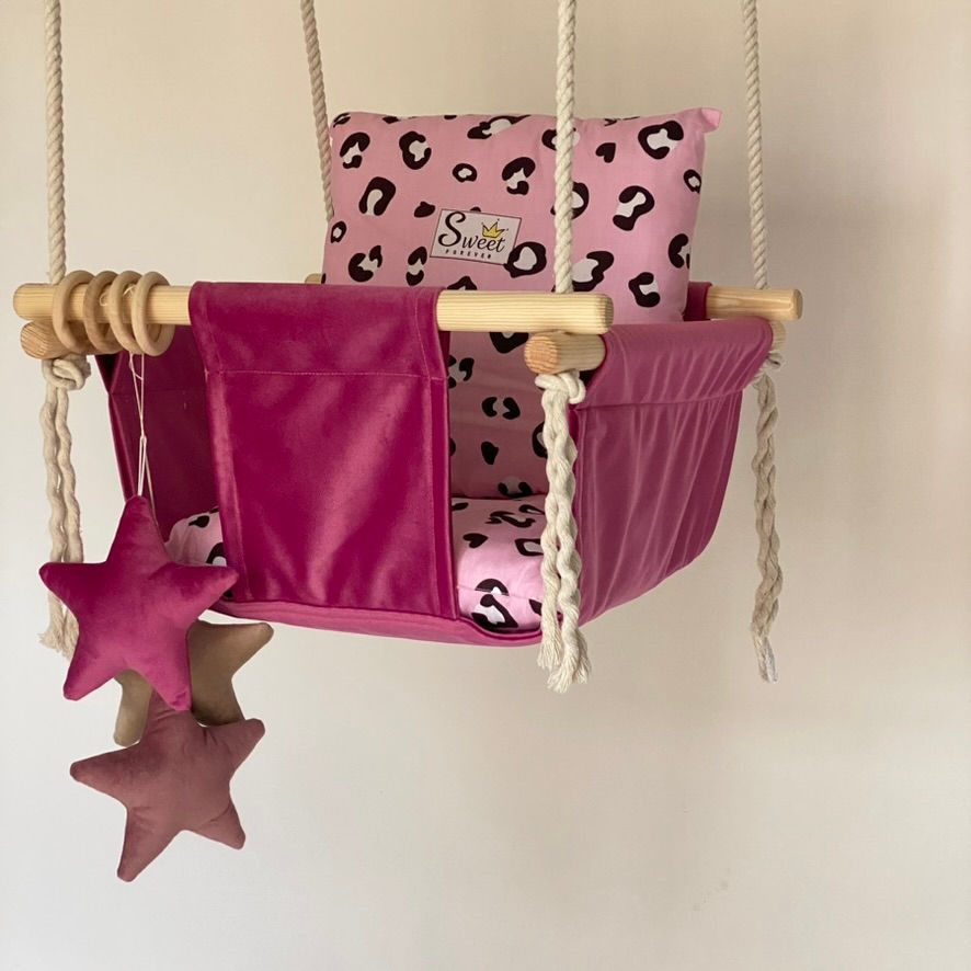 Thumbnail: Altalena per bambini sospesa per la casa colore fucsia (collezione Stella)