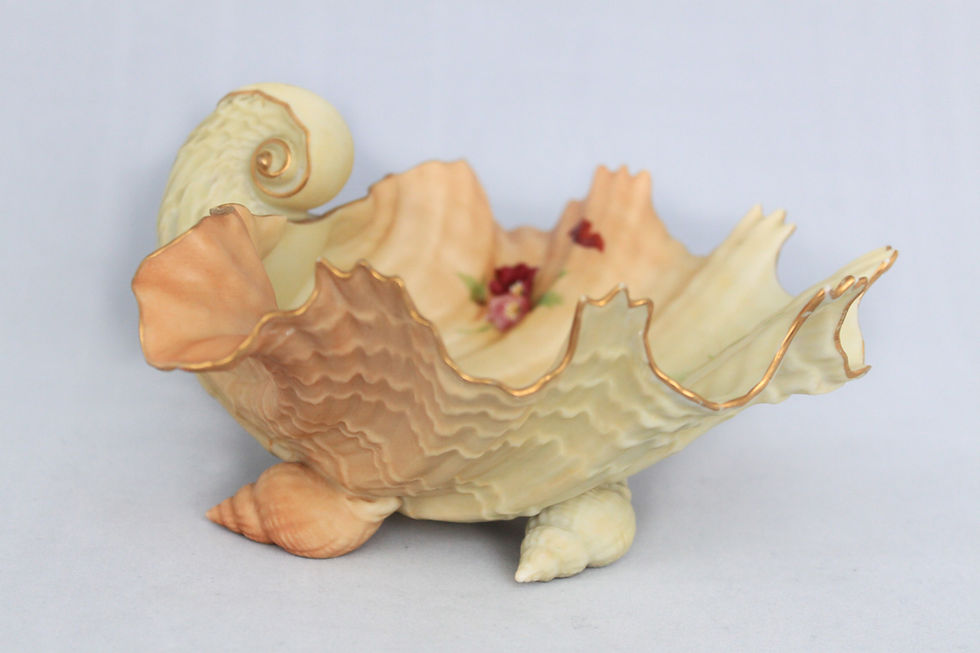 Thumbnail: Royal Worcester blushware shell dish