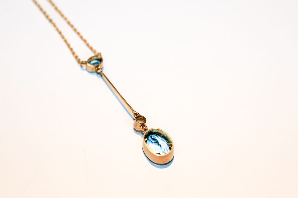 Thumbnail: Aquamarine, pearl and gold necklace