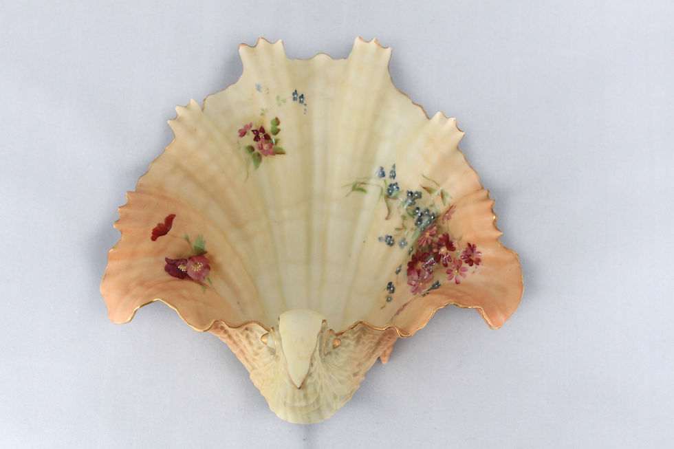 Thumbnail: Royal Worcester blushware shell dish