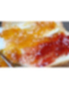 Tosta de pan de pueblo: Mantequilla y mermelada