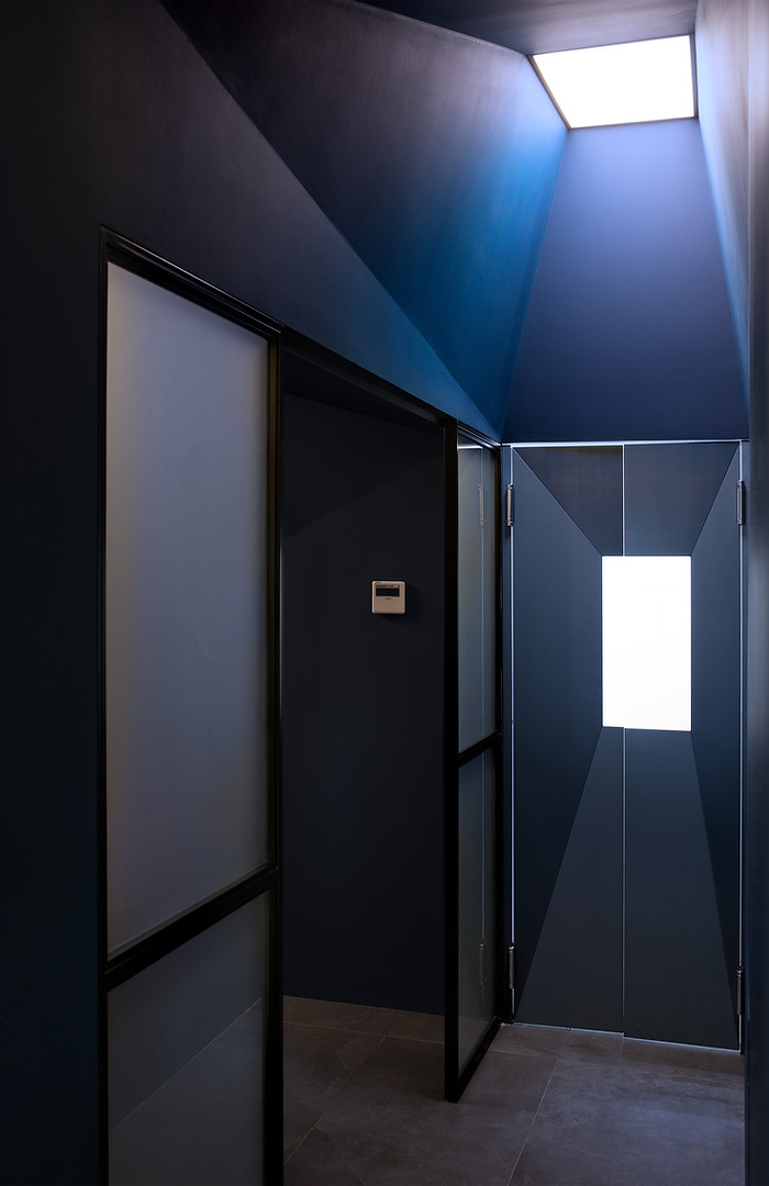 restaurant-hall-design-sydney-blue-walls-geometric-lighting-azar.jpg