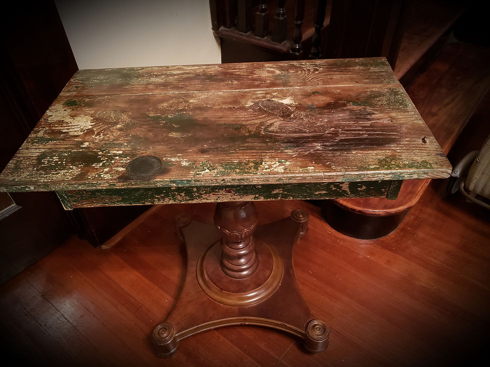 Thumbnail: Vintage table