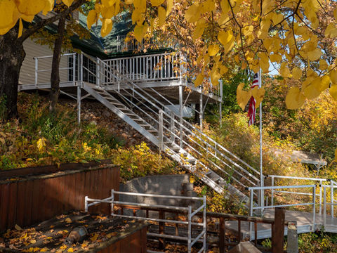 Waterfront Steps_Dock_Pelican Lake-08.jpg
