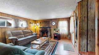05-Living-Area-31.jpeg