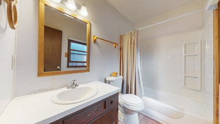 14-Bathroom-2.jpeg