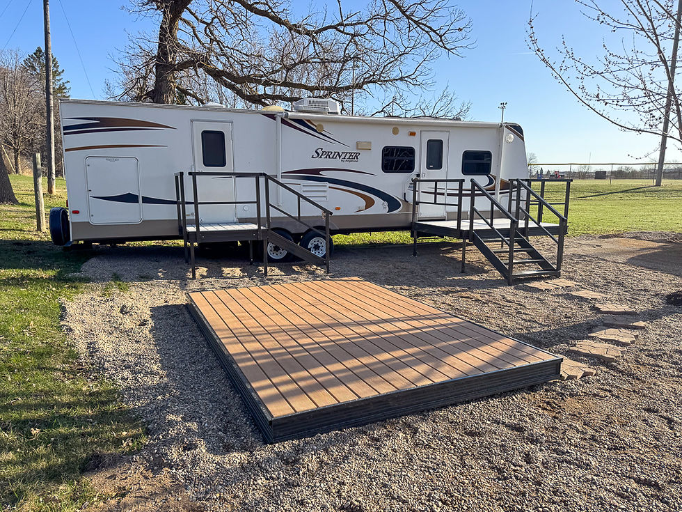 8x12 in front (tan, short legs); 4x4 on the left (grey, standard legs); 6x8 on the right (grey, standard legs)