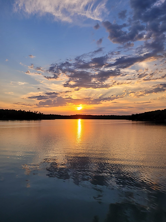 elbowlakesunset_edited.png