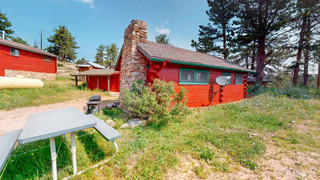17-Cabin-Exterior.jpeg