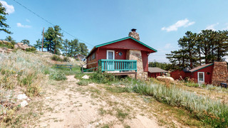 22-Cabin-Exterior.jpeg