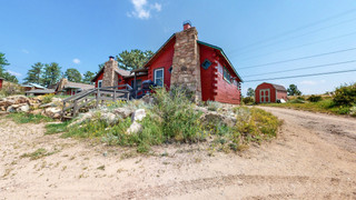 19-Cabin-Exterior.jpeg