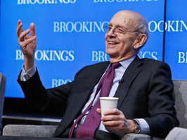 Justice Stephen Breyer Set to Announce Retirement